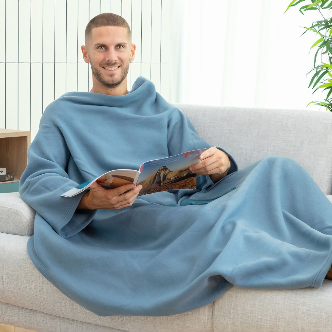 Single Sleeved Blanket with Central Pocket Faboulazy