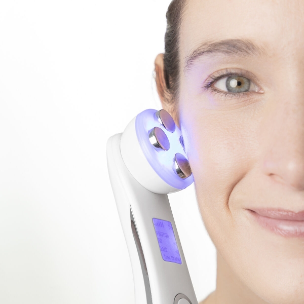 Facial Massager with Radiofrequency, Phototherapy and Electrostimulation Wace